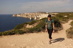 Brooke hiking in France to reduce stress